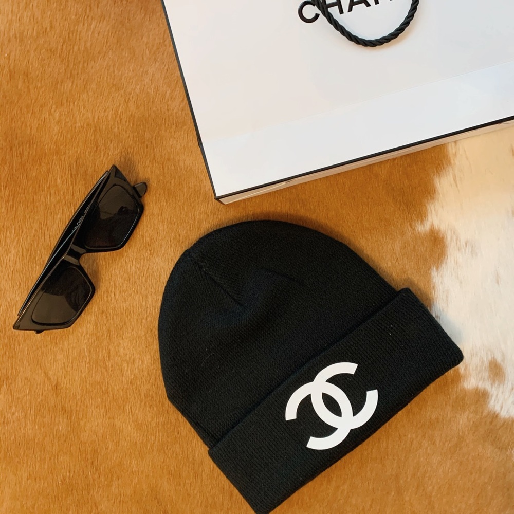 Chanel logo Beanie hat